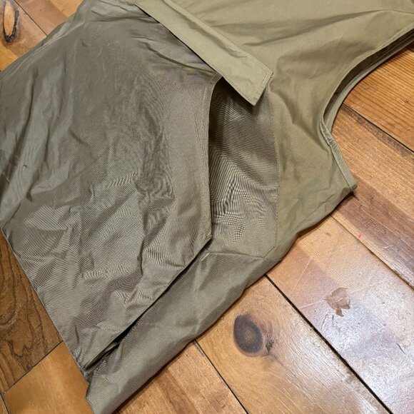 Hunting/Fishing/Outdoor Vest X-Large - Picture 8 of 9